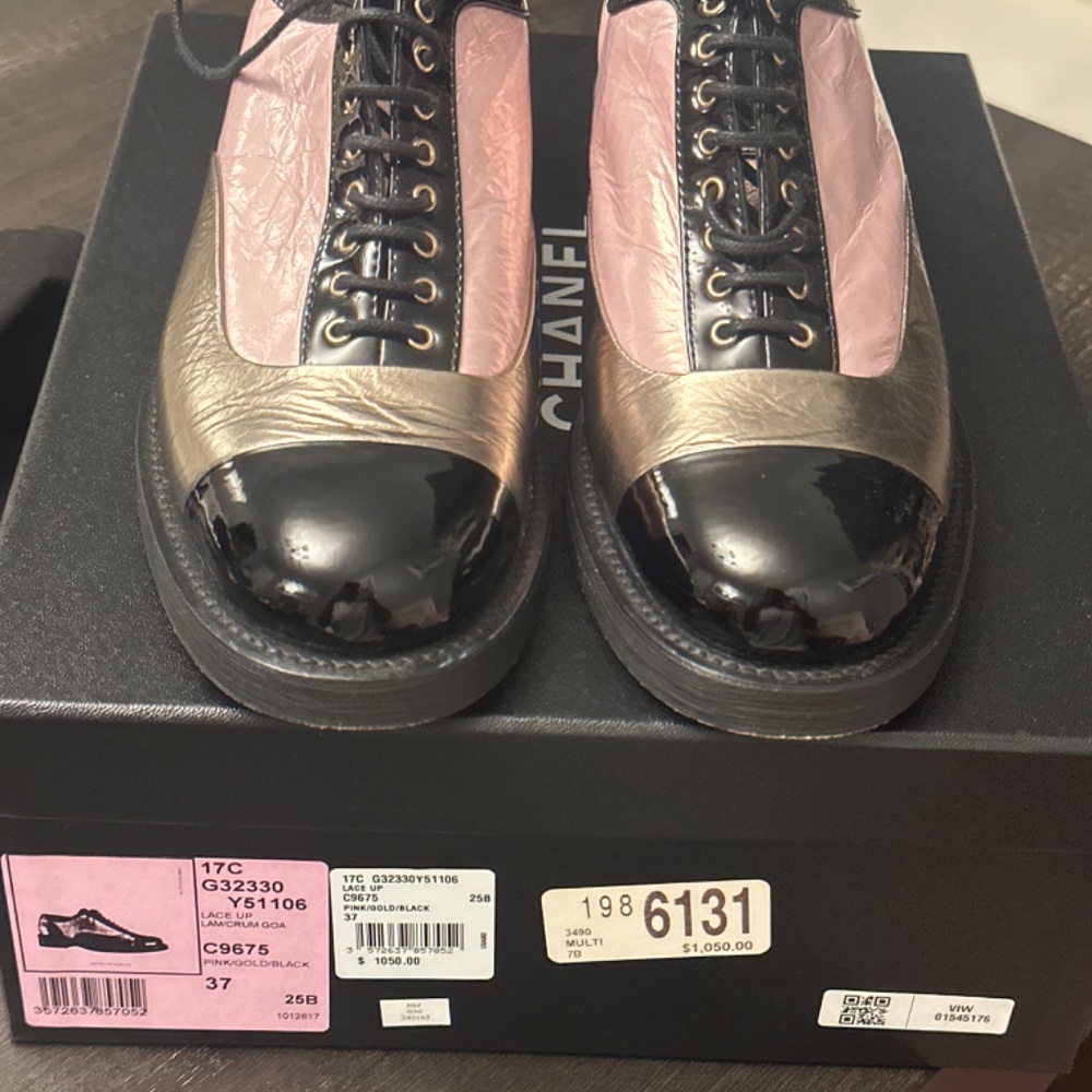 Shoes - Picture 5 of 5
